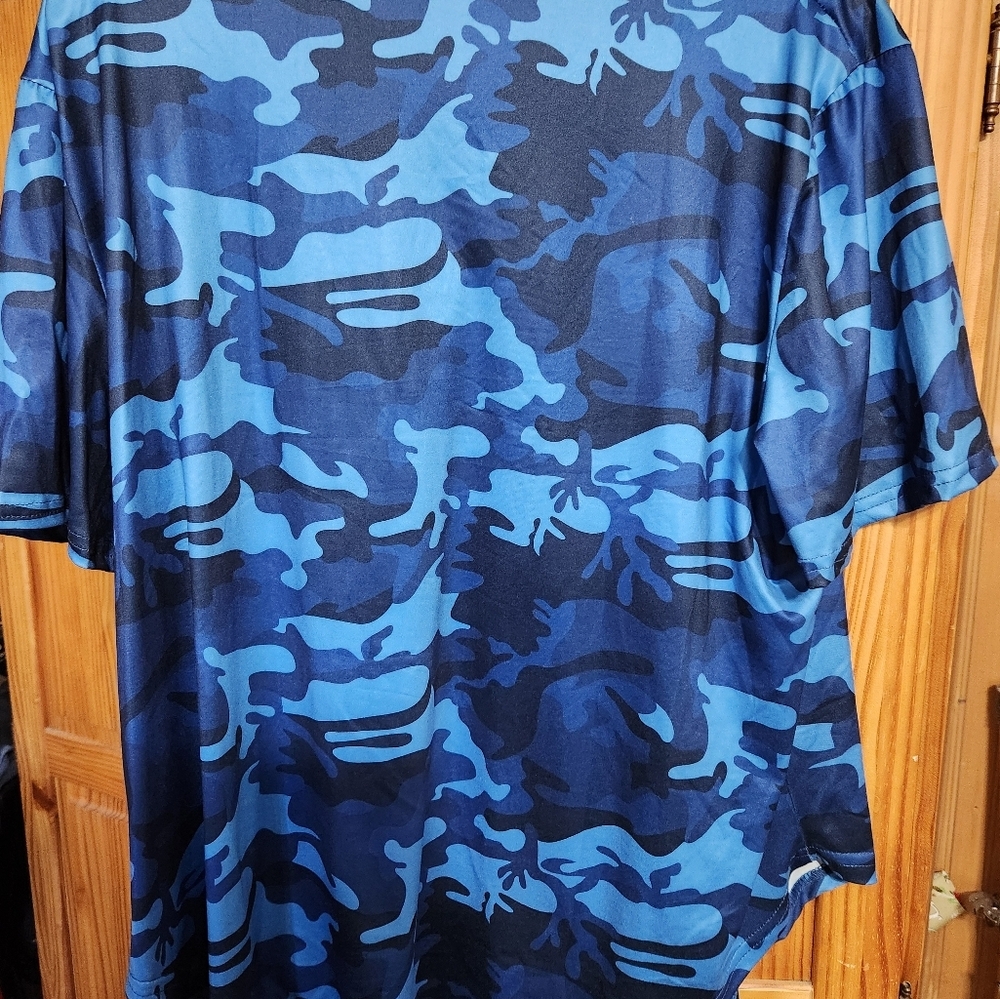 Nwot womens camo top - Picture 8 of 8